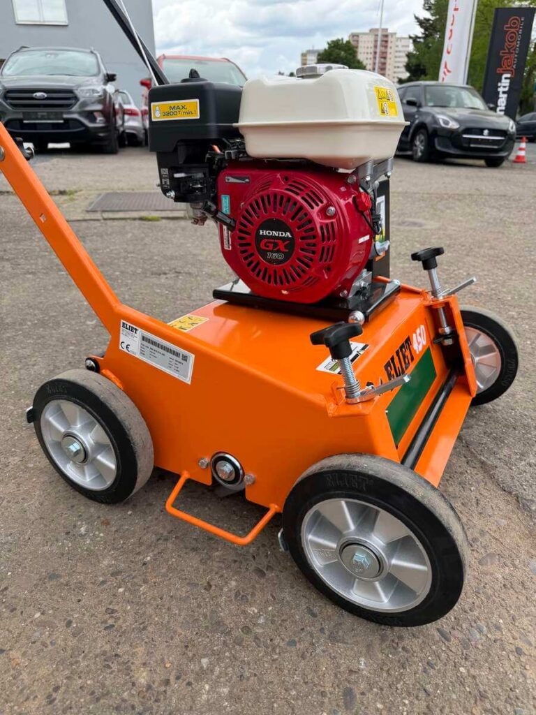 Vertikutierer Eliet 450